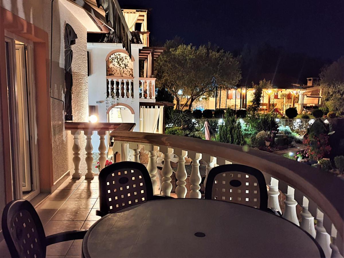 Apartments Katicin Poljana  Εξωτερικό φωτογραφία