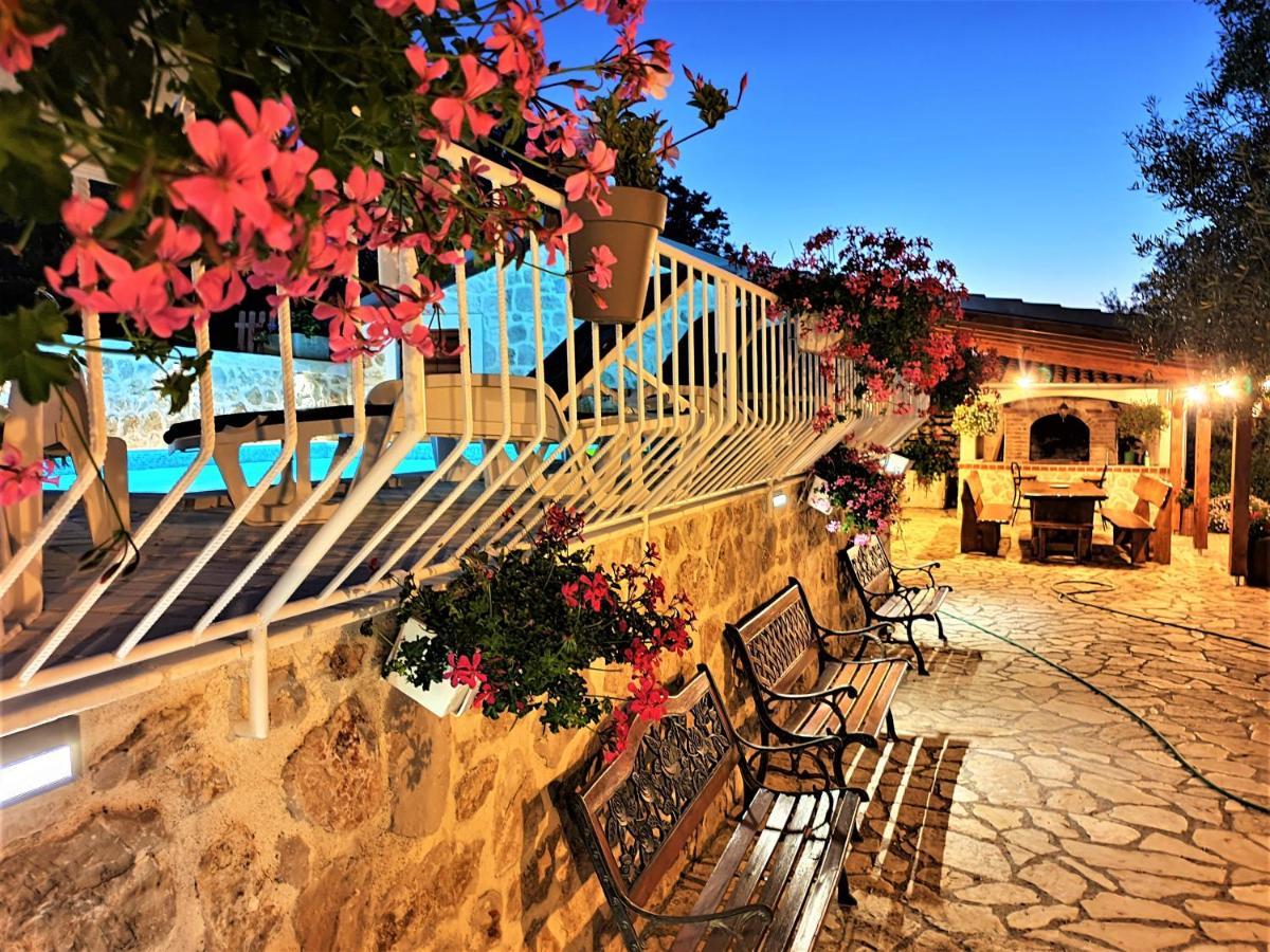 Apartments Katicin Poljana  Εξωτερικό φωτογραφία