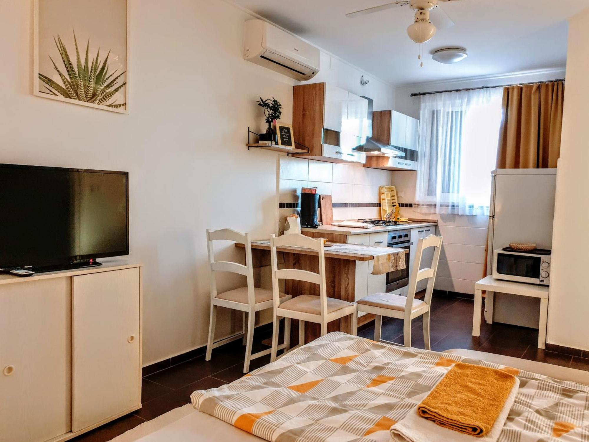 Apartments Katicin Poljana  Δωμάτιο φωτογραφία